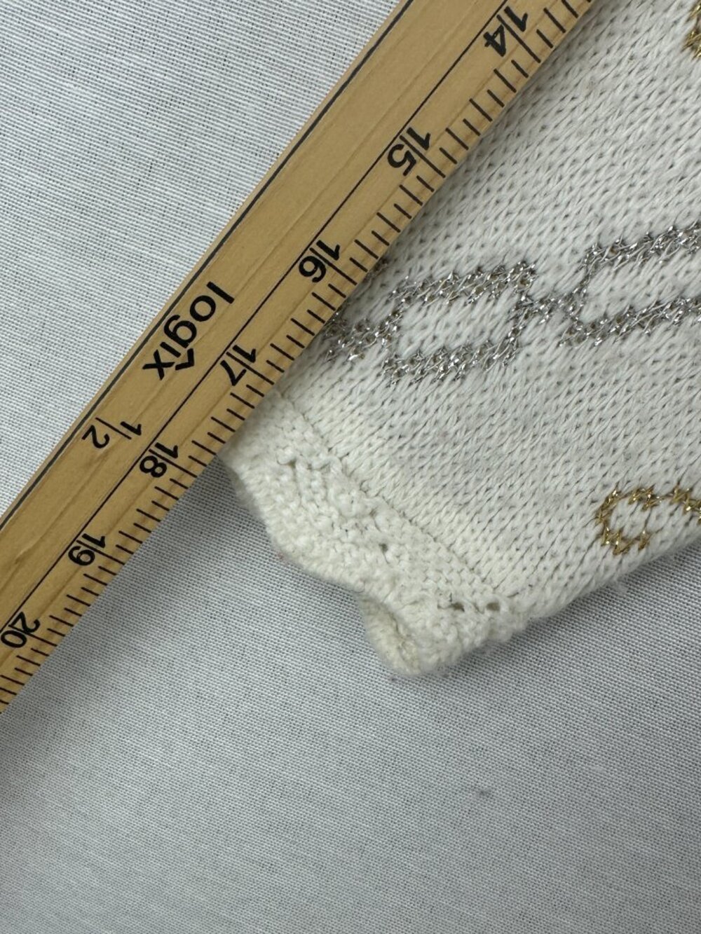 VTG Dana Scott Christmas Women's Sweater Metallic Gold Silver Snow Flakes Size S - Picture 8 of 9
